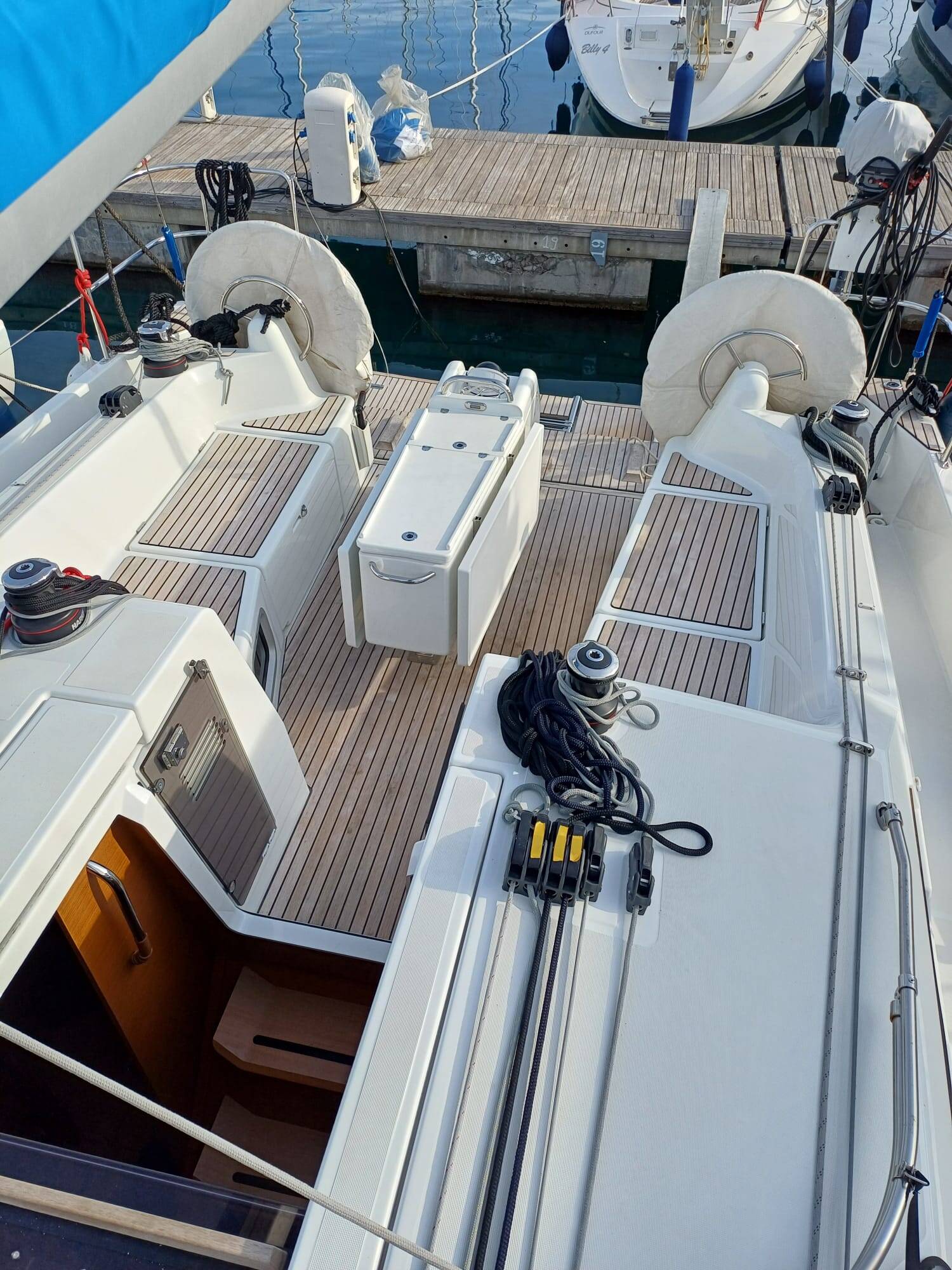Segelyacht Sun Odyssey 410 S. Raphael