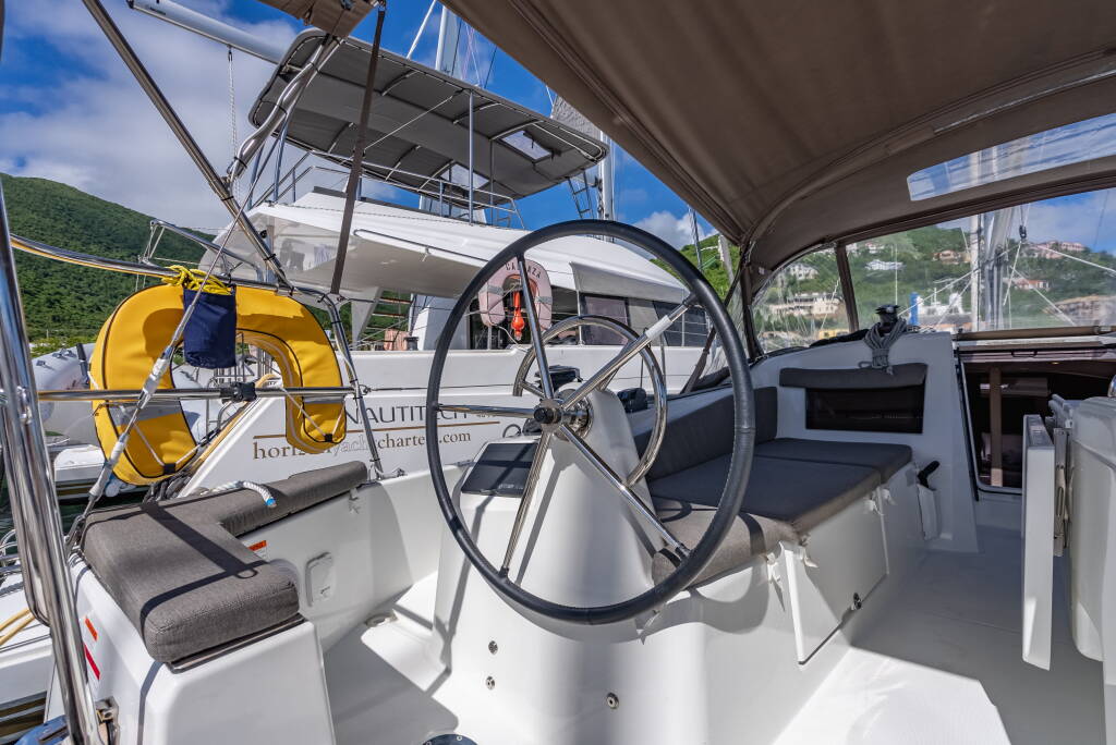 Sun Odyssey 410 Easy Skanking