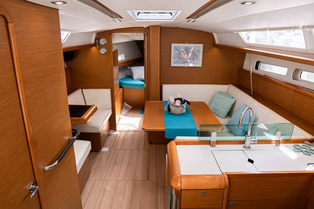 Segelyacht Sun Odyssey 419 Izzi