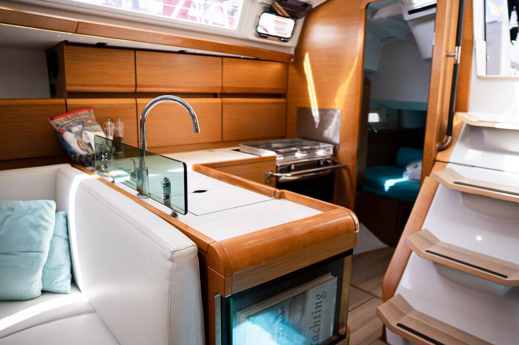 Segelyacht Sun Odyssey 419 Izzi