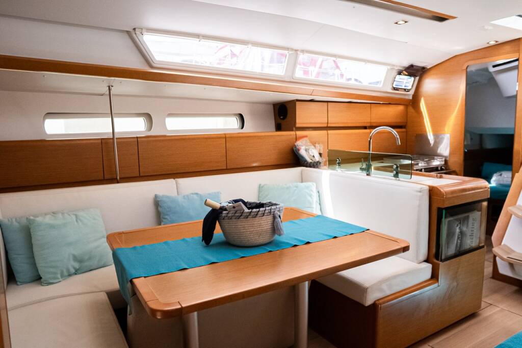 Segelyacht Sun Odyssey 419 Izzi