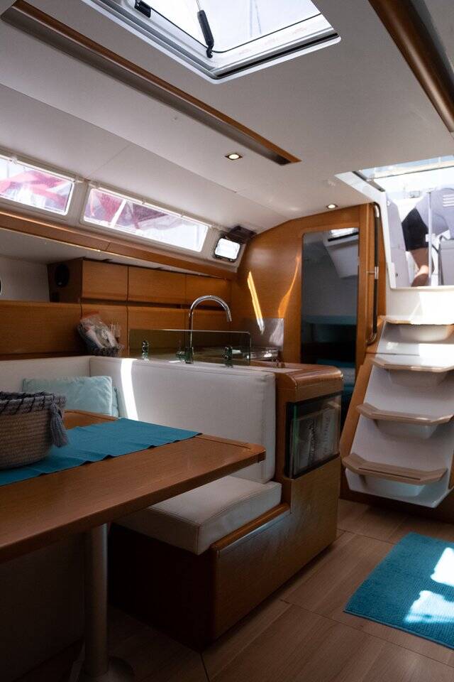 Segelyacht Sun Odyssey 419 Izzi