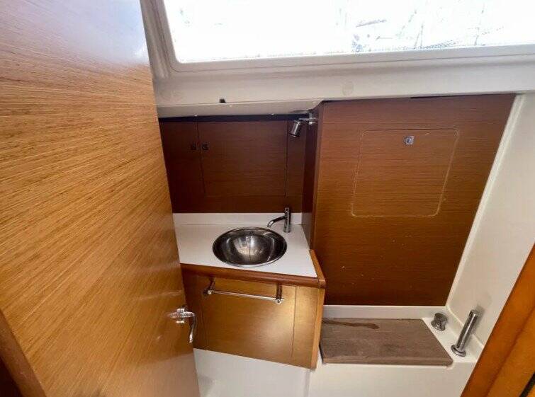 Sun Odyssey 419 Blueberry