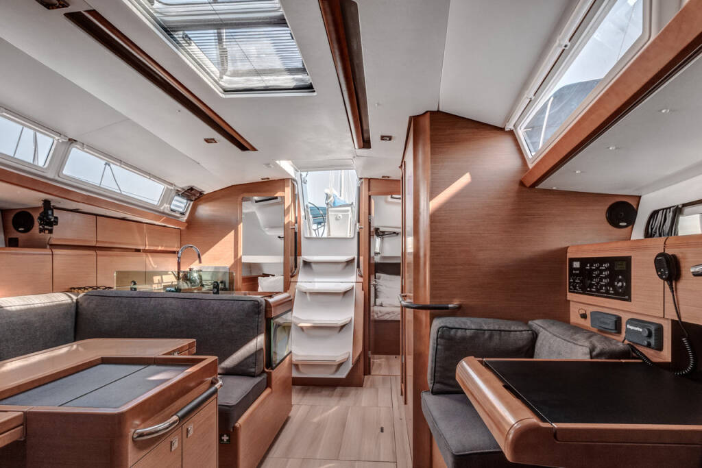 Sun Odyssey 419 Lionheart