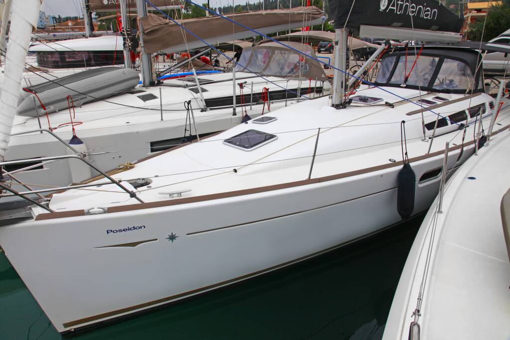 Sun Odyssey 42i Poseidon