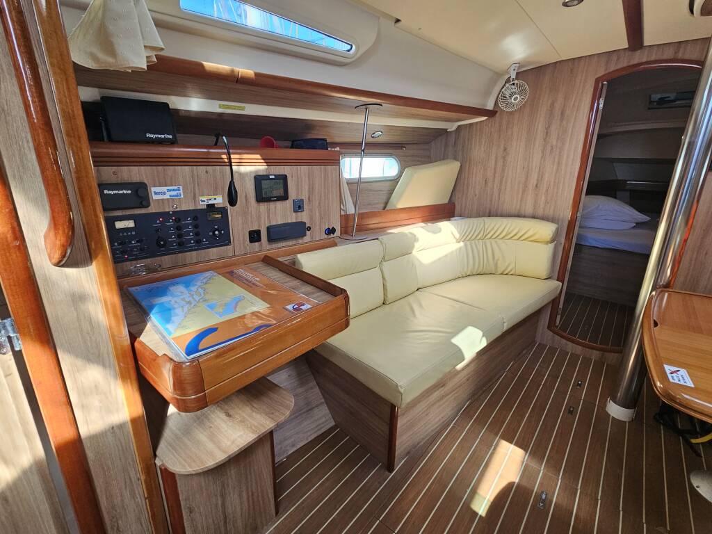Sun Odyssey 42i Nereja