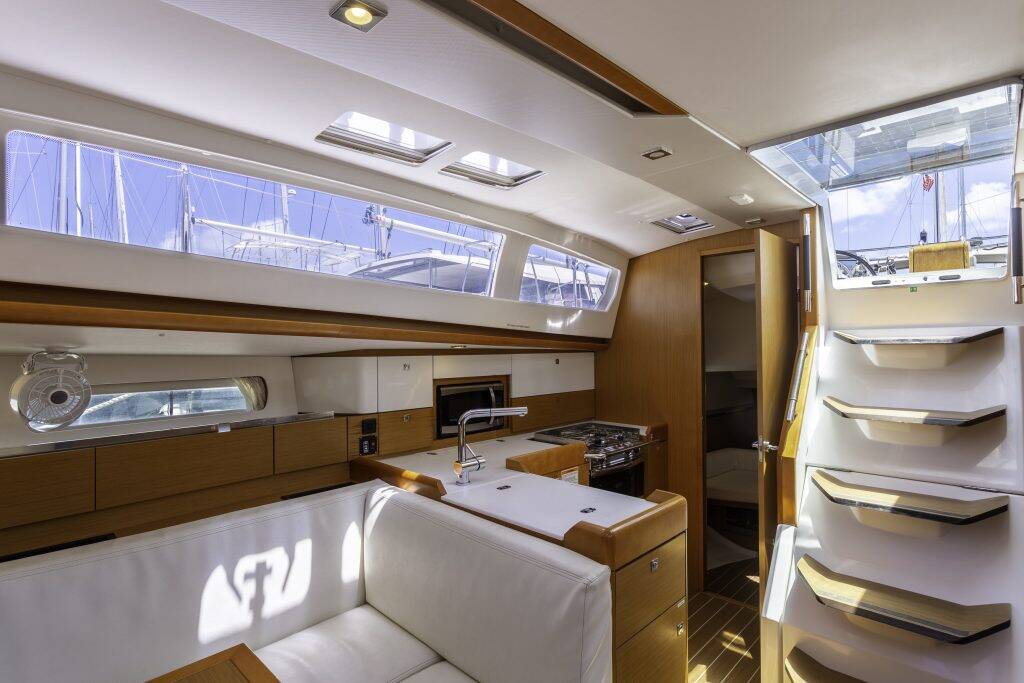 Sun Odyssey 44 DS Sea Wolf