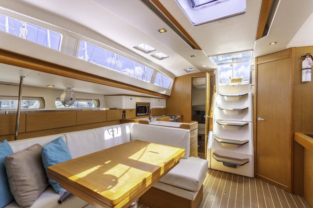 Sun Odyssey 44 DS Sea Wolf