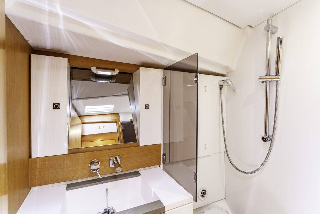 Sun Odyssey 44 DS Sea Wolf