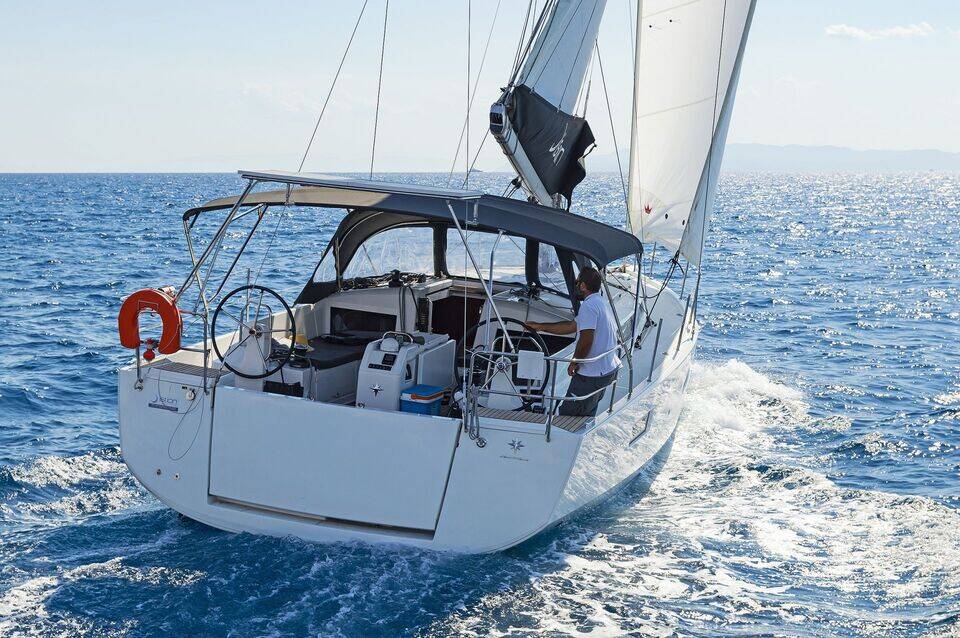Segelyacht Sun Odyssey 440 Mike Charlie