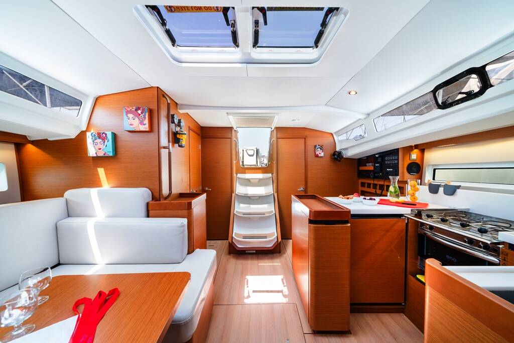 Sun Odyssey 440 Orfeas