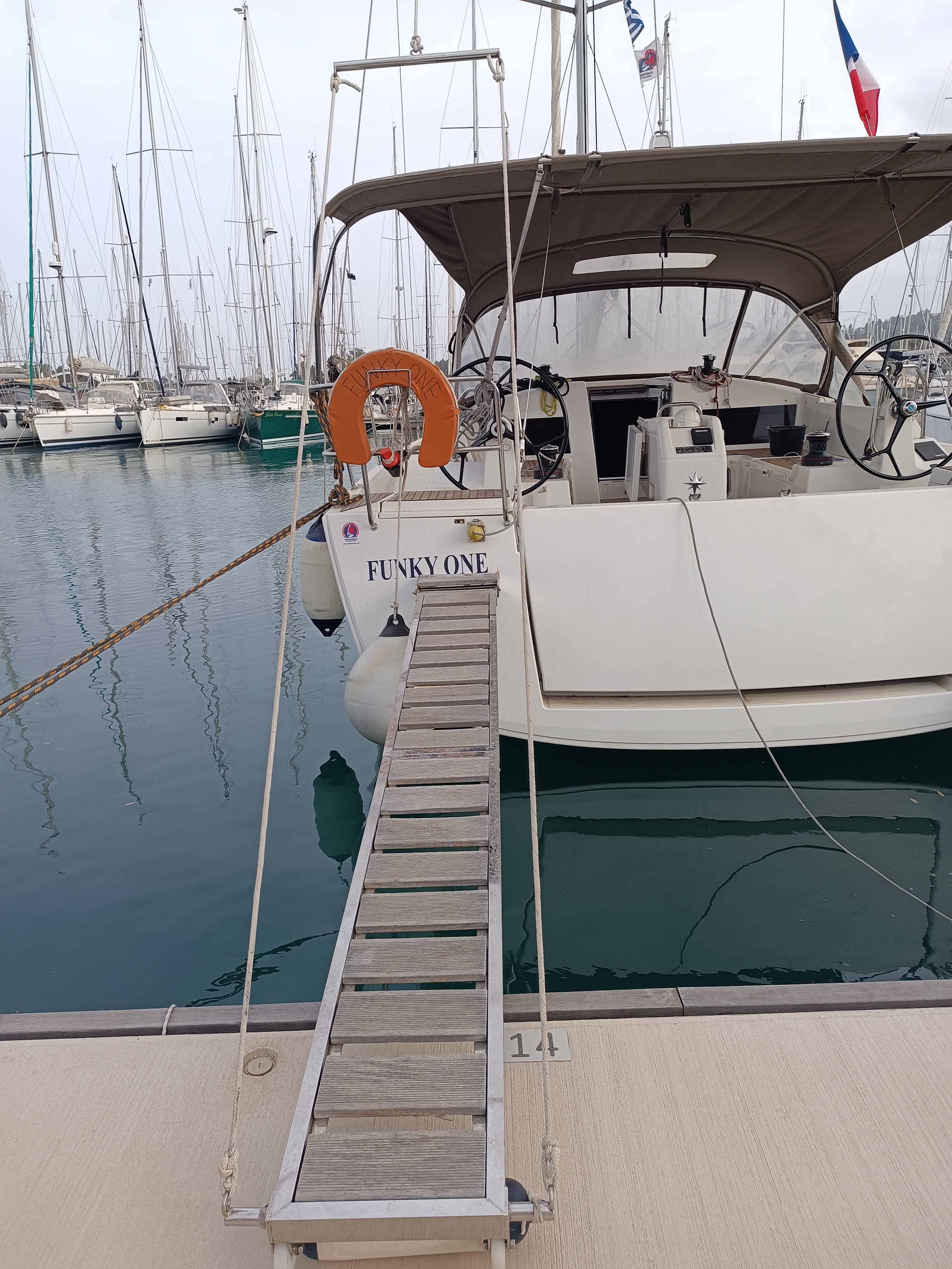 Segelyacht Sun Odyssey 440 *CLASS