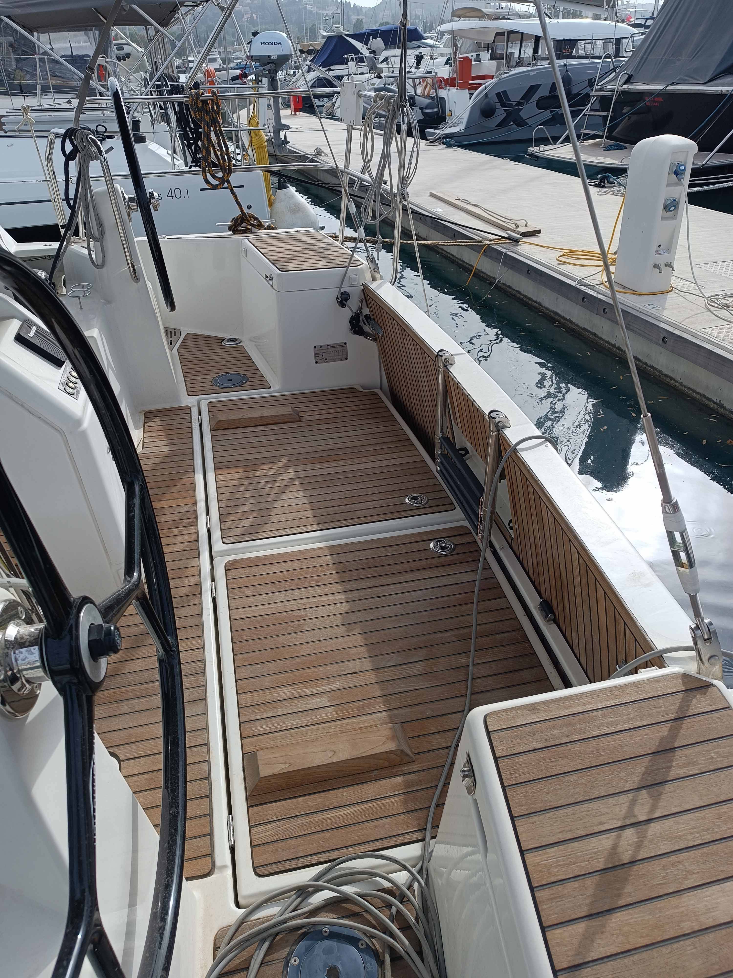Segelyacht Sun Odyssey 440 *CLASS