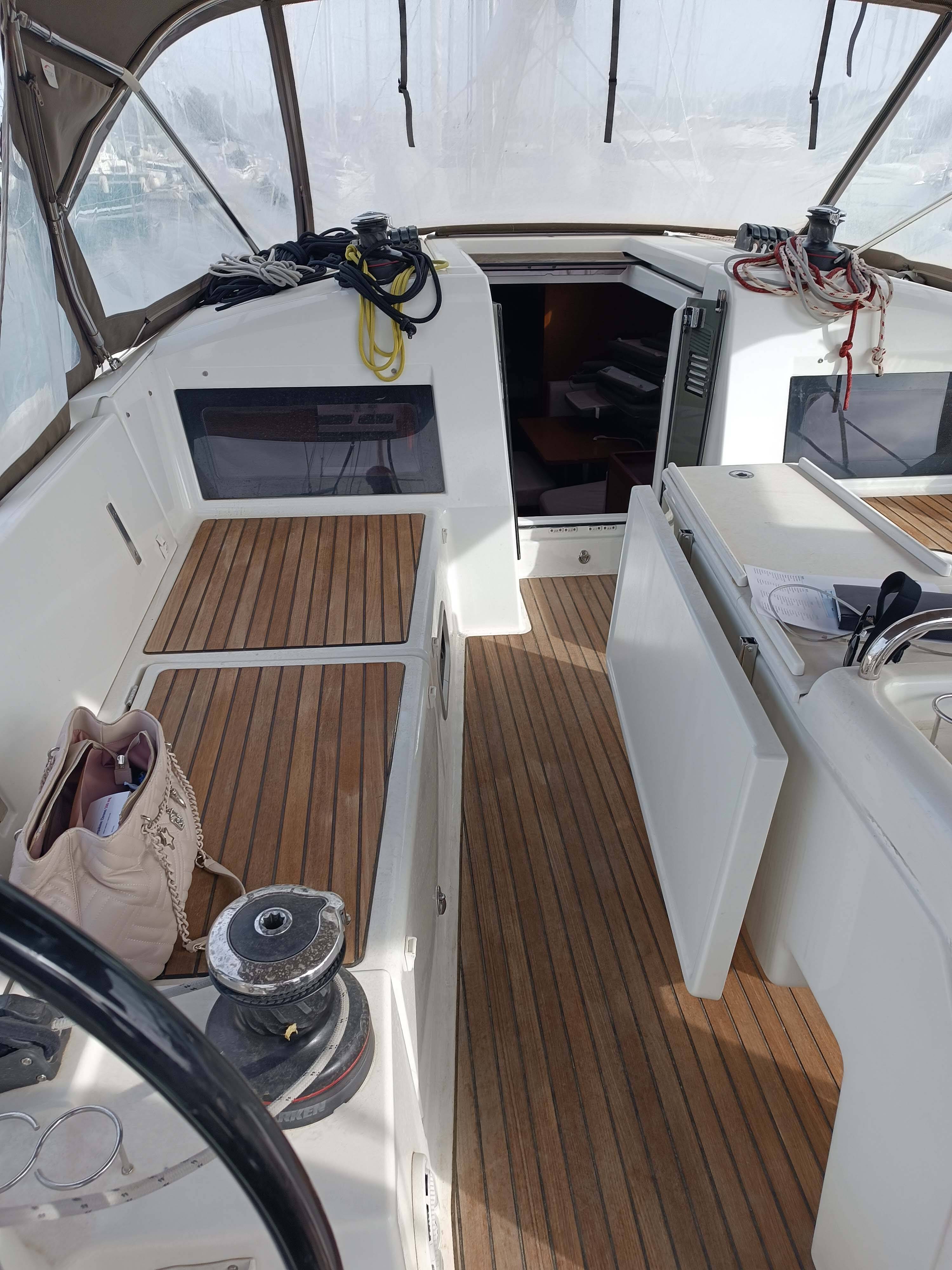 Segelyacht Sun Odyssey 440 *CLASS