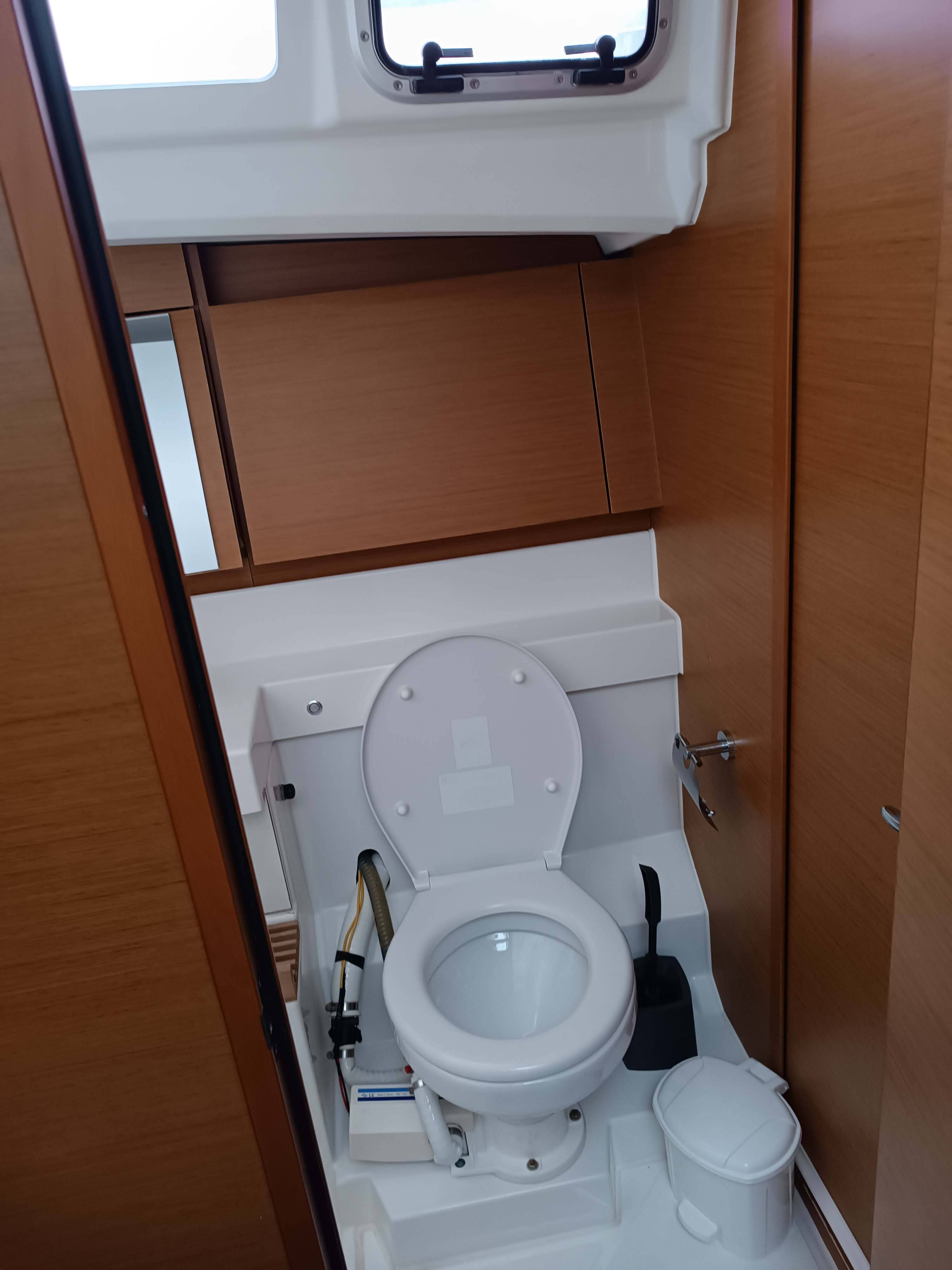 Segelyacht Sun Odyssey 440 *CLASS