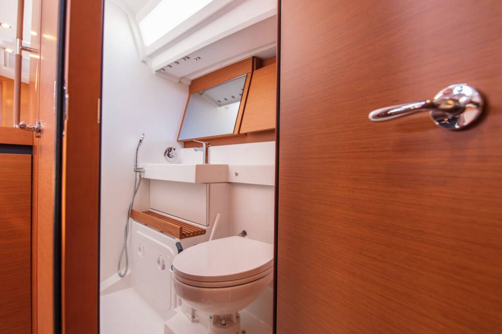 Segelyacht Sun Odyssey 440 Trinity