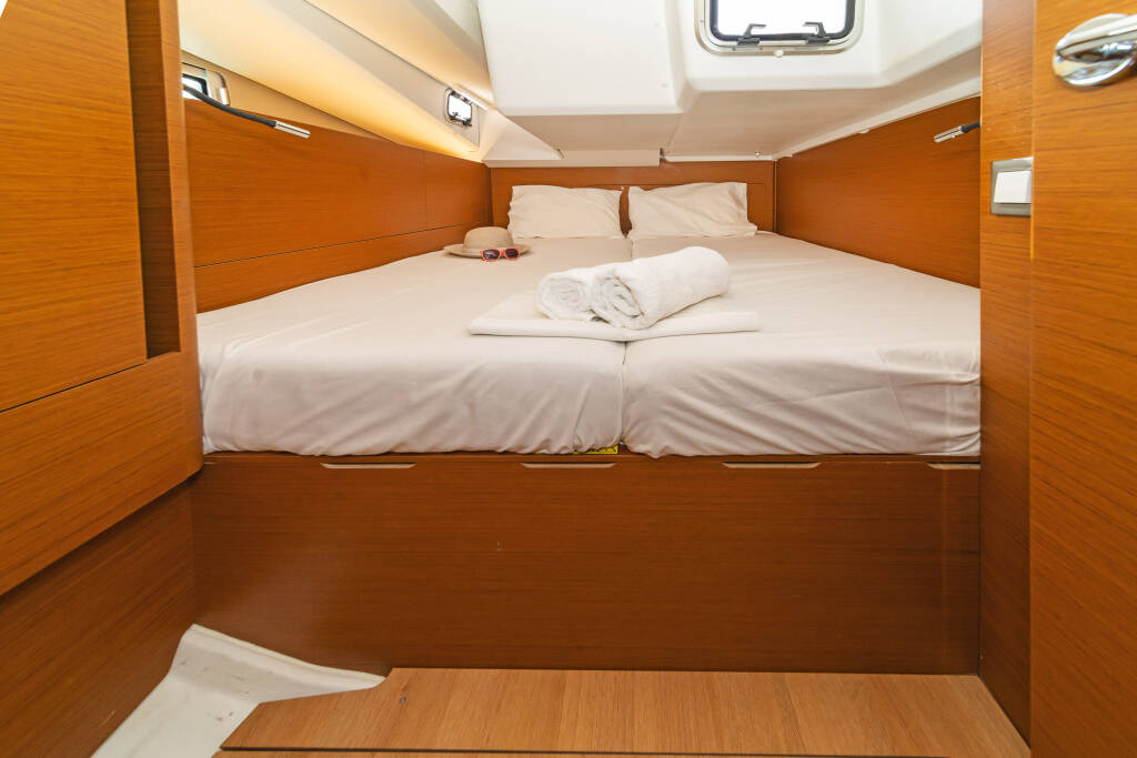 Segelyacht Sun Odyssey 440 Esperos