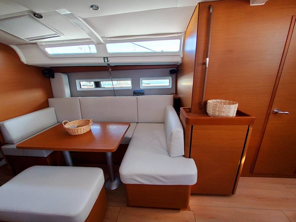 Segelyacht Sun Odyssey 440 CLASS