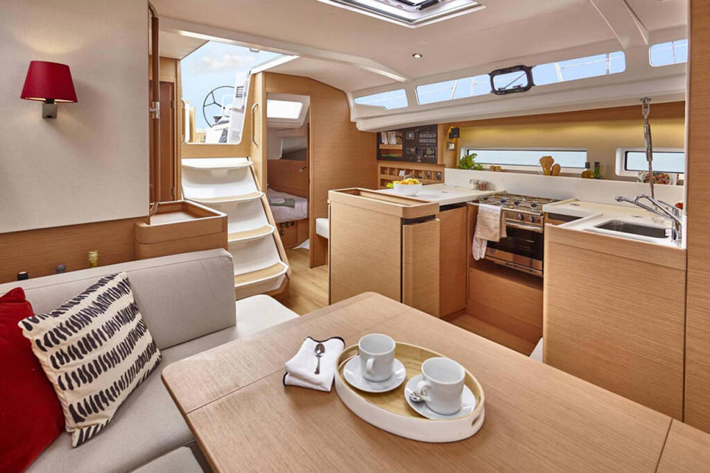 Segelyacht Sun Odyssey 440 Sagittarius