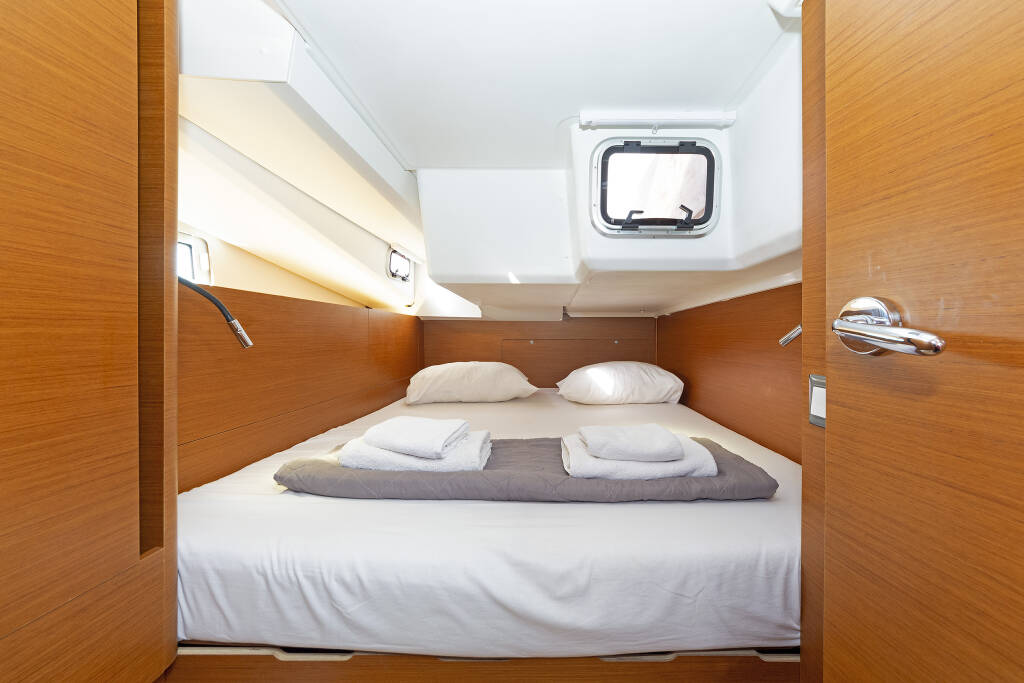 Segelyacht Sun Odyssey 440 JOLLY ROGER