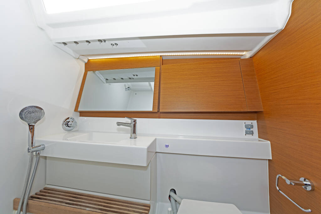 Segelyacht Sun Odyssey 440 JOLLY ROGER
