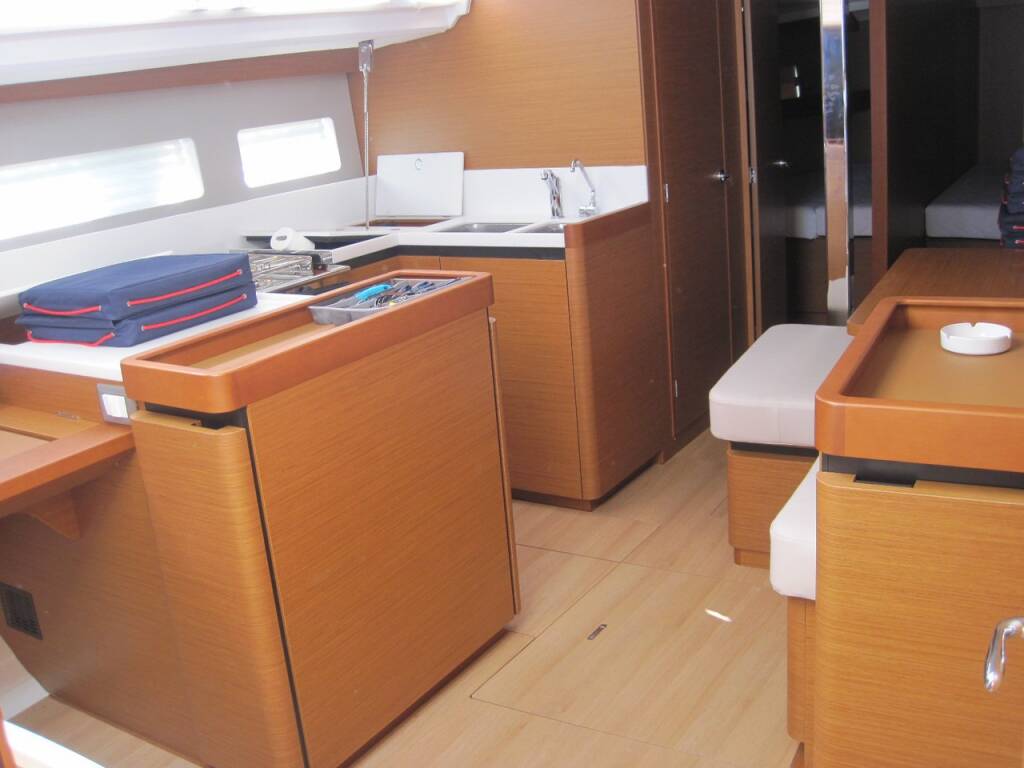 Sun Odyssey 440 Enrica