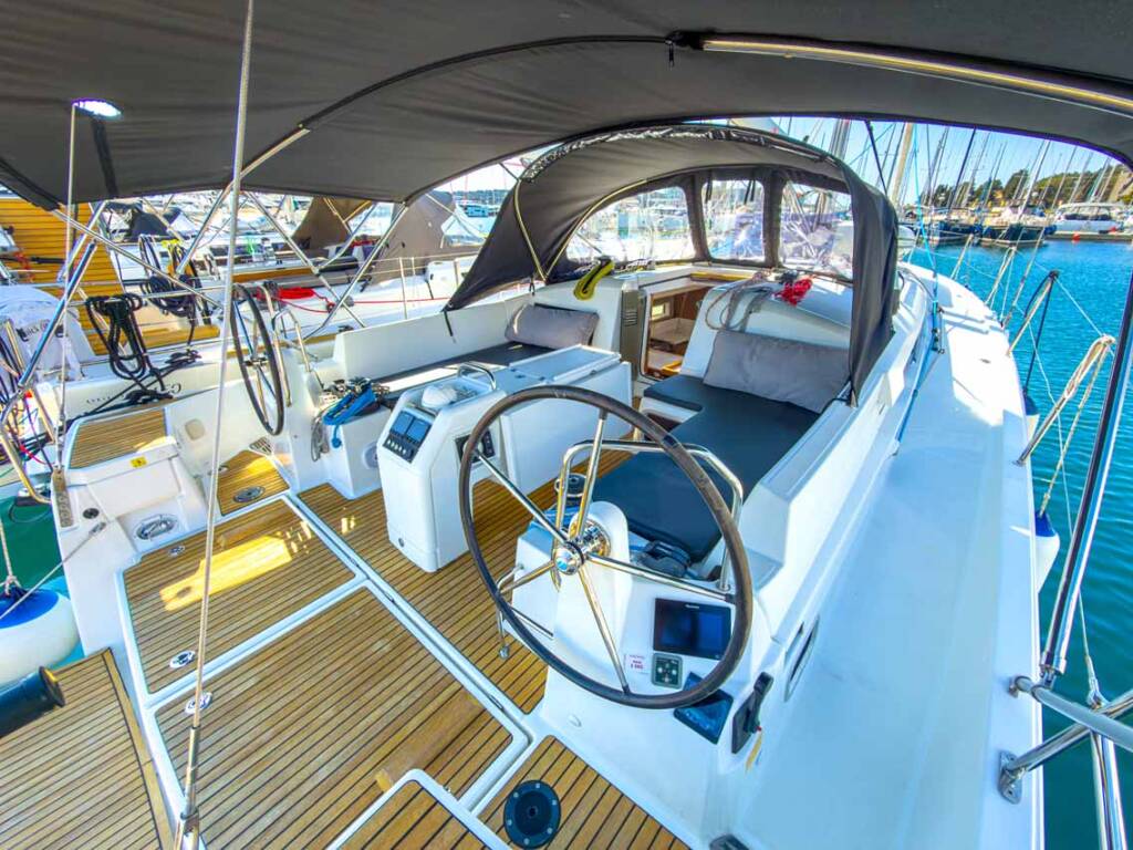 Sun Odyssey 440 Sigma Kiss