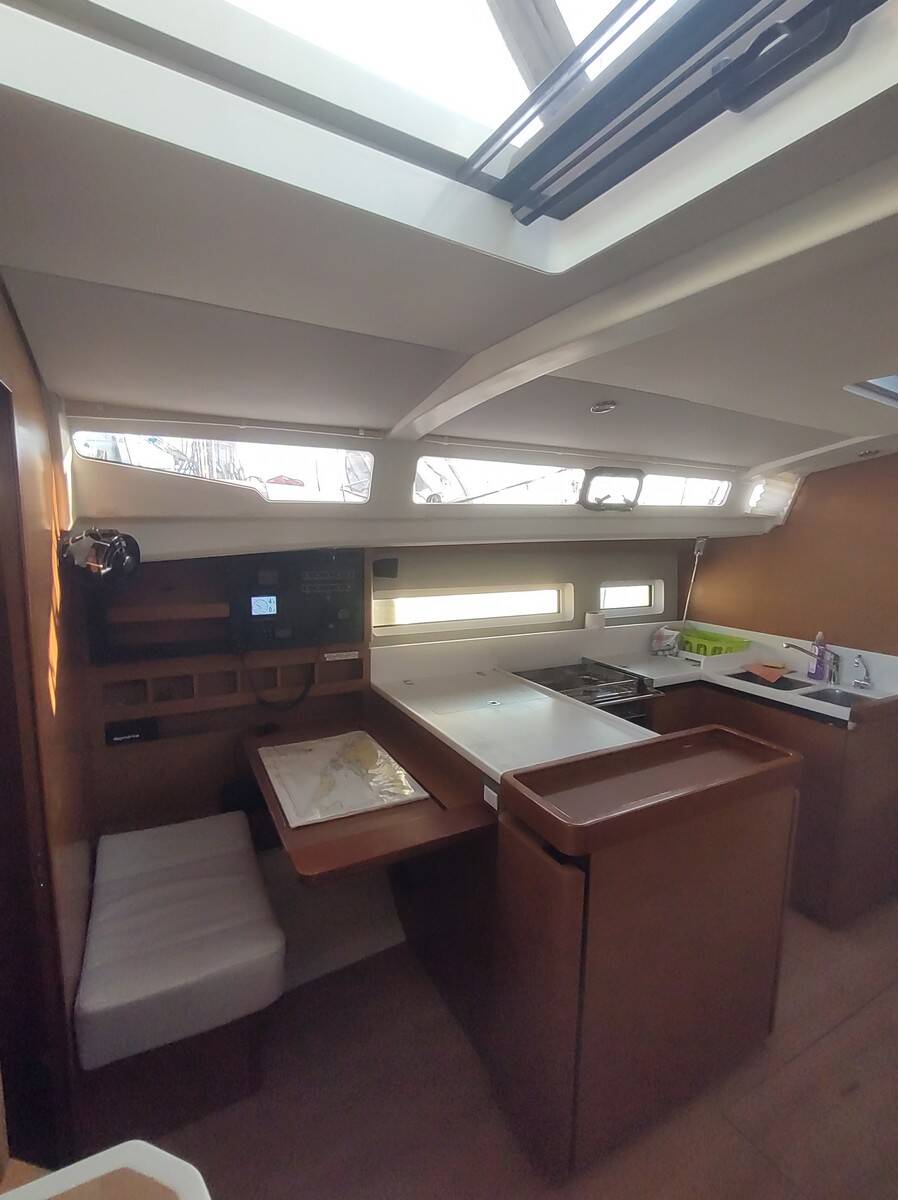 Sun Odyssey 440 Habibi