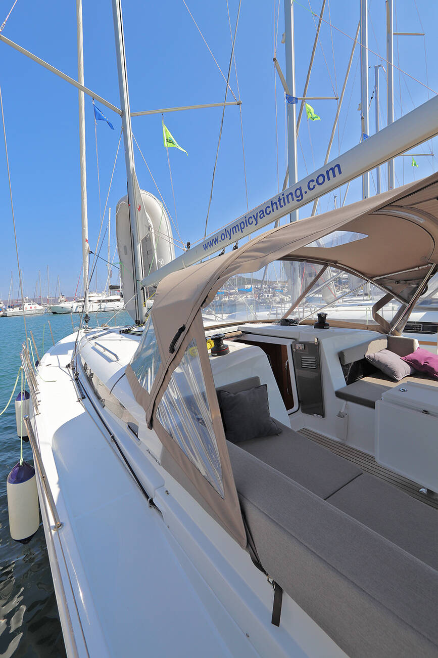 Segelyacht Sun Odyssey 440 Ermis