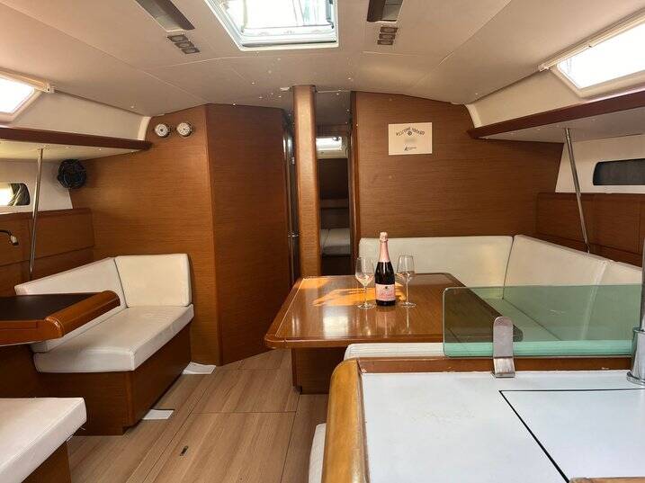 Sun Odyssey 449 Hallyday