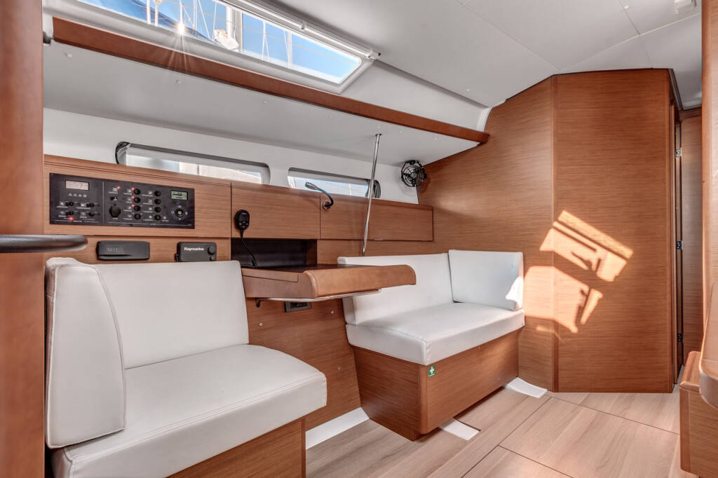 Segelyacht Sun Odyssey 449 Fos