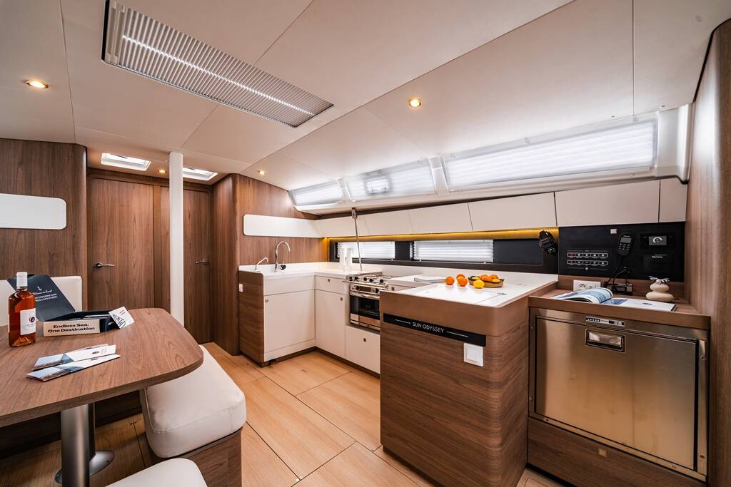 Sun Odyssey 455 Sail Away