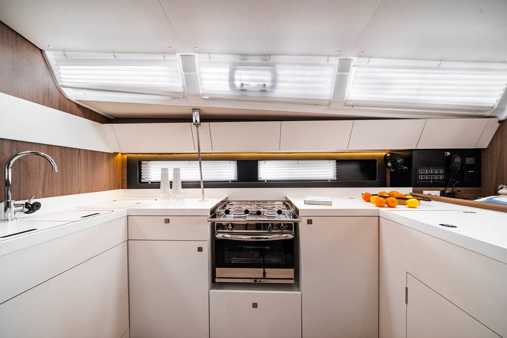 Sun Odyssey 455 Sail Away