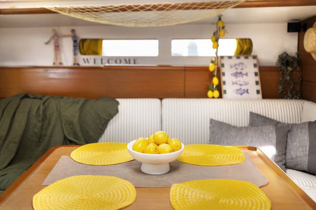Sun Odyssey 469 Lemon