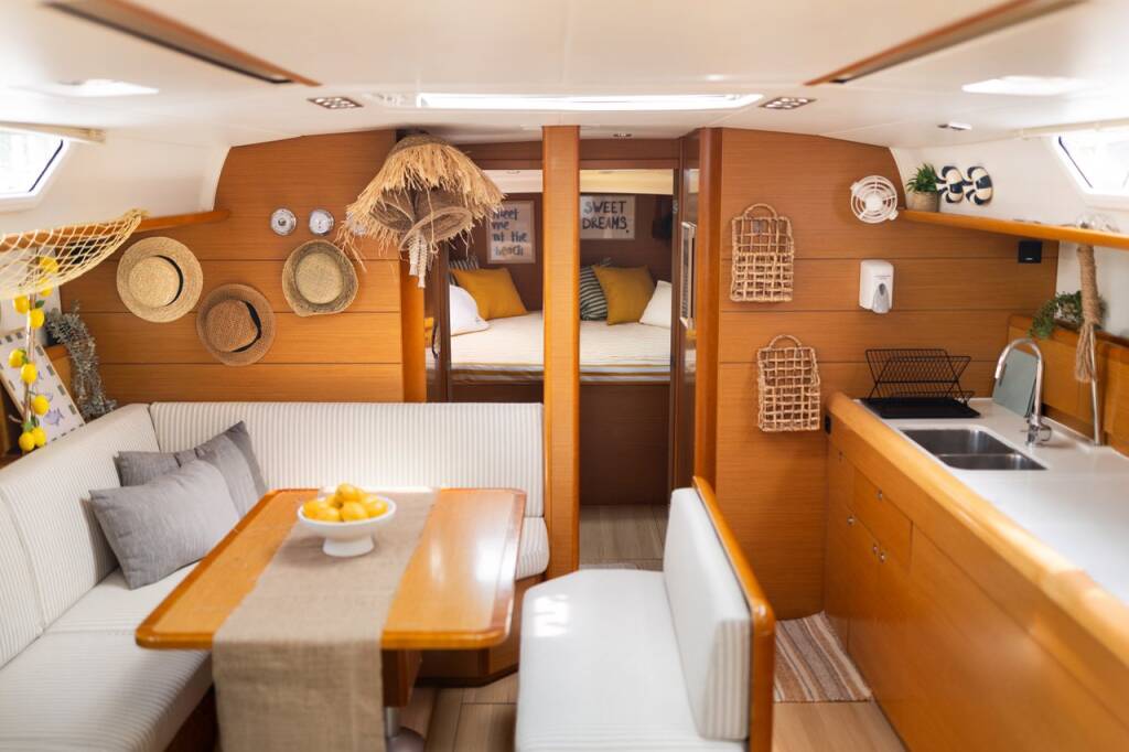 Sun Odyssey 469 Lemon