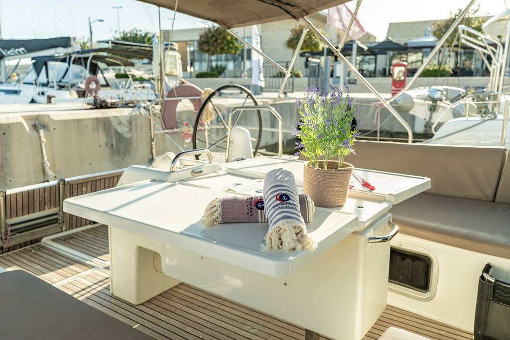 Sun Odyssey 490 Vitamin Sea