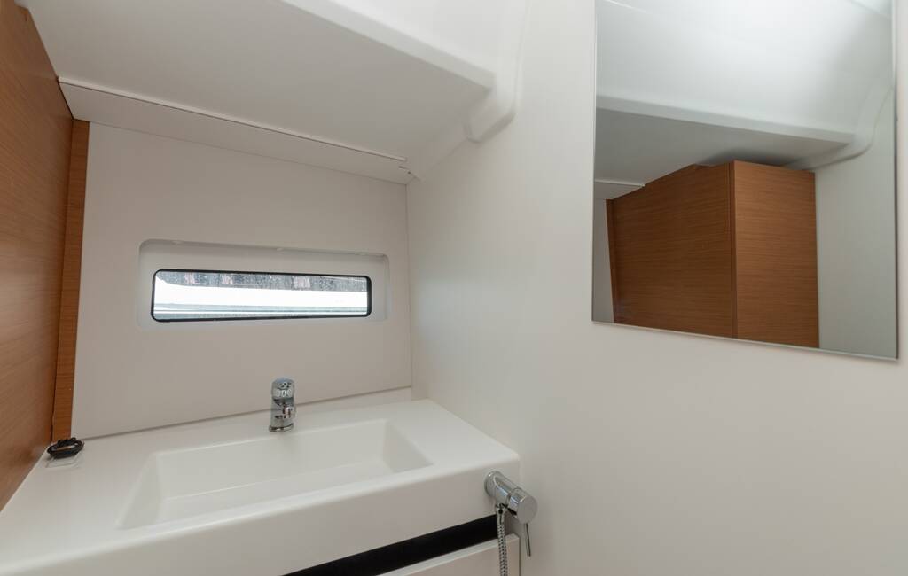 Sun Odyssey 490 Knot