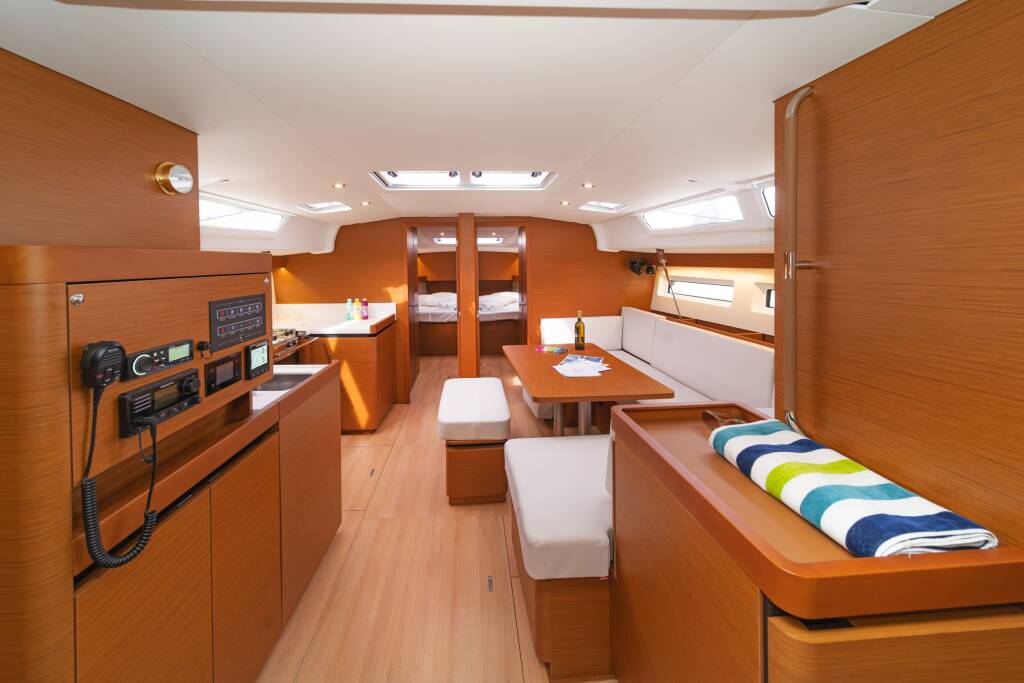 Sun Odyssey 490 First Ride