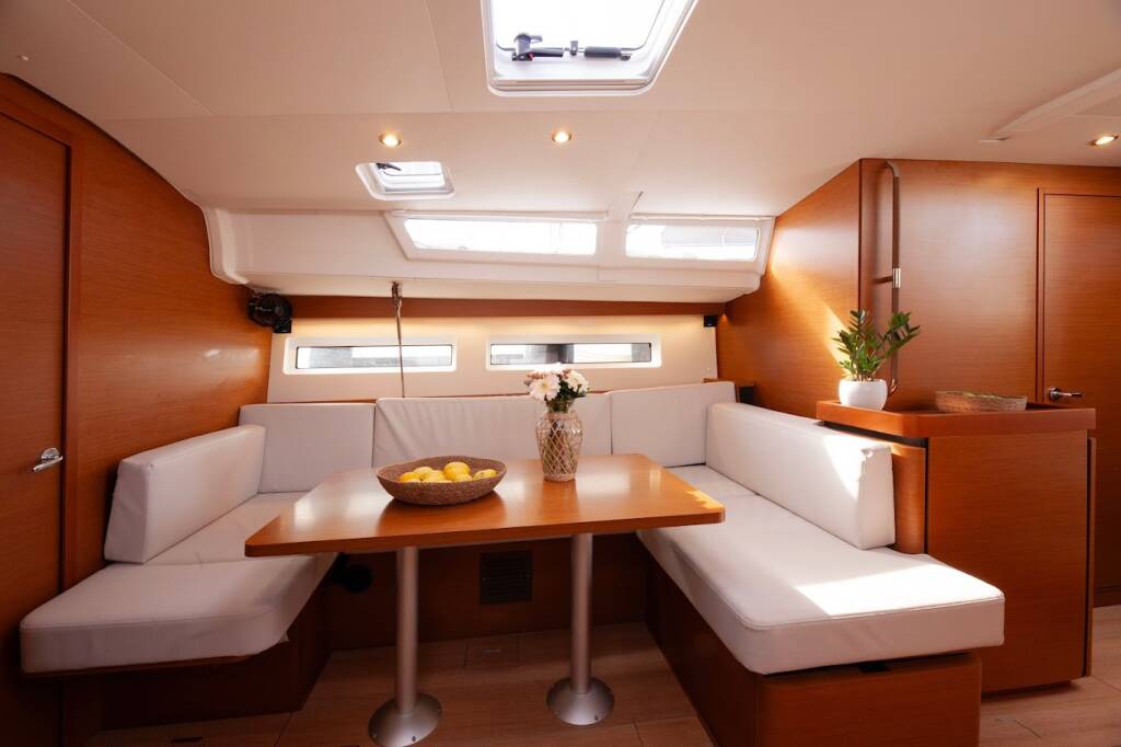 Segelyacht Sun Odyssey 490 Wu Wei