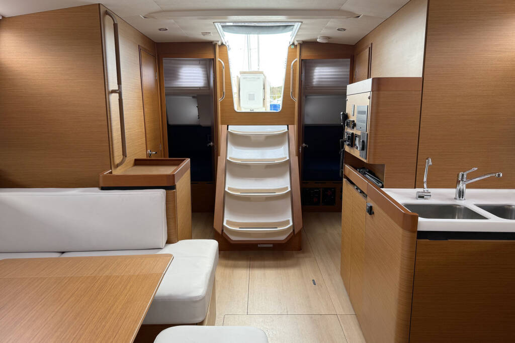 Sun Odyssey 490 Poseidon