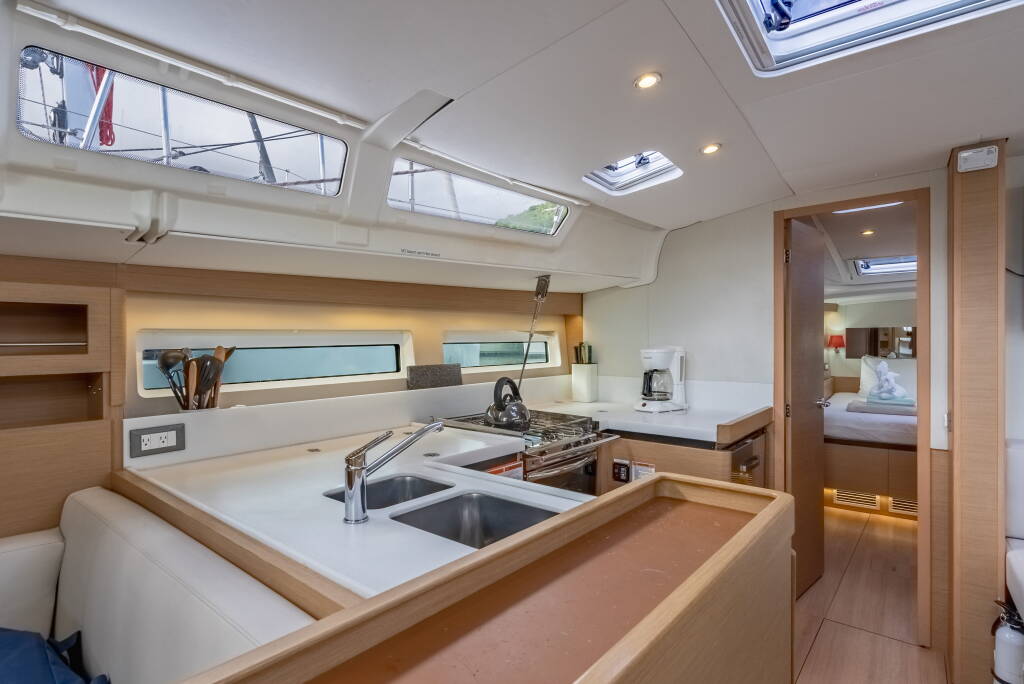 Sun Odyssey 490 After Physics