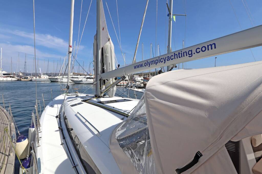 Segelyacht Sun Odyssey 490 Avra