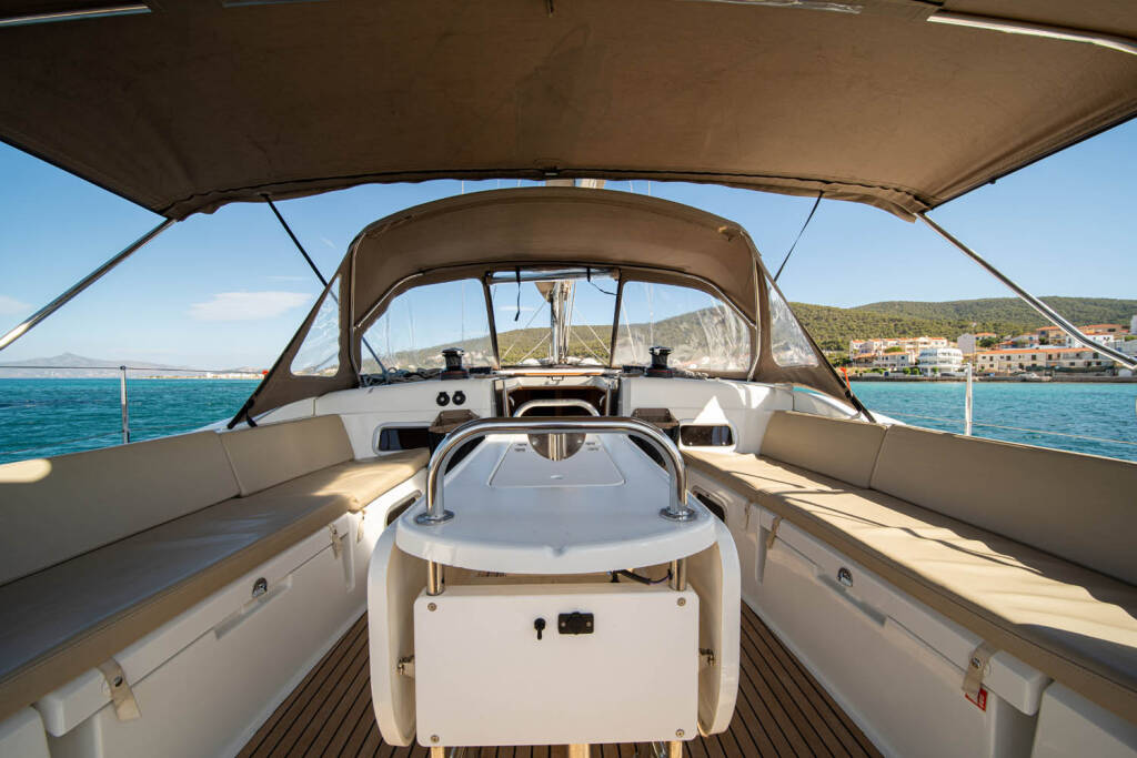Segelyacht Sun Odyssey 519 Aethra