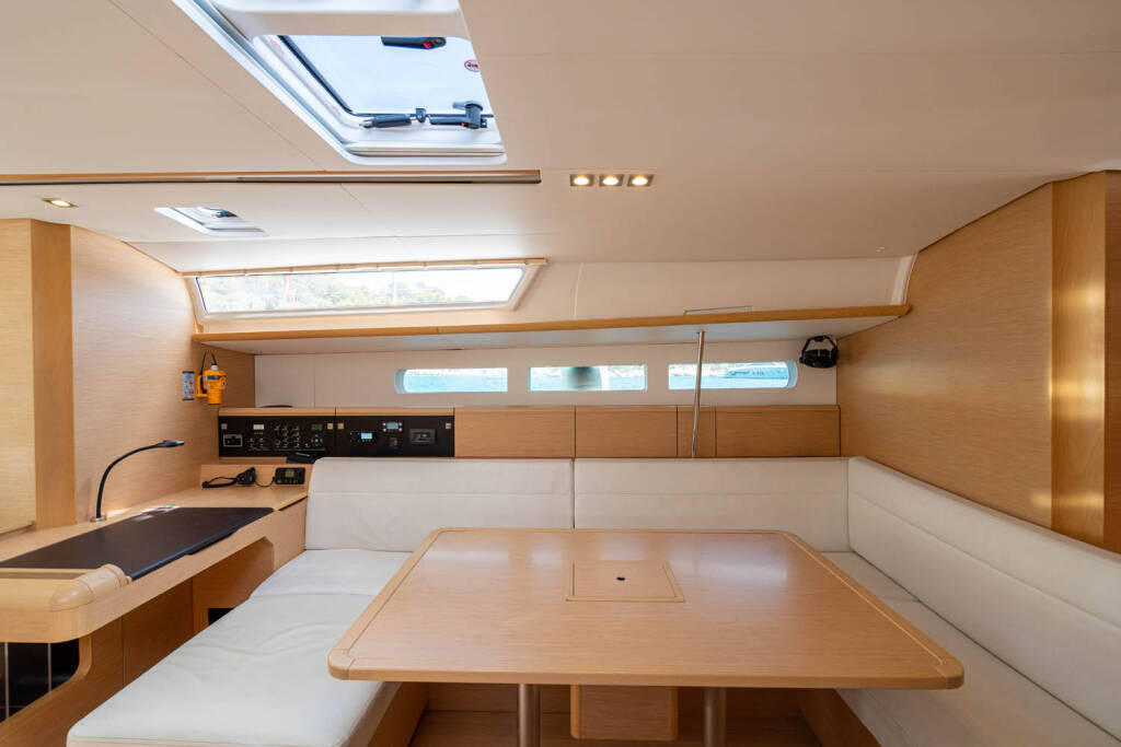 Segelyacht Sun Odyssey 519 Aethra
