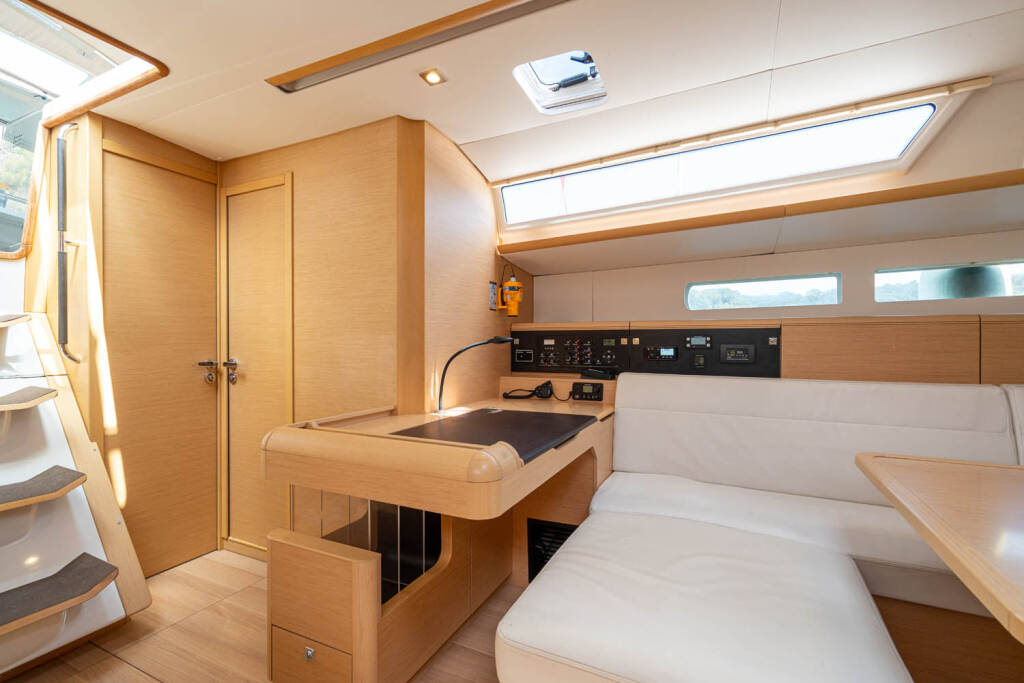 Segelyacht Sun Odyssey 519 Aethra