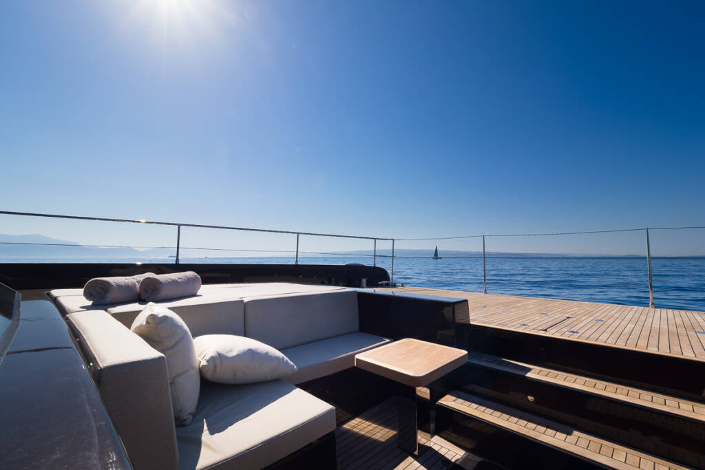 Sunreef 70 Power Amber One