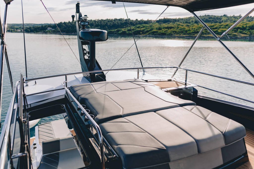 Sunseeker 65 Sport Yacht X2