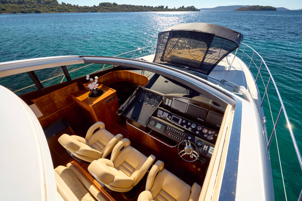 Motoryacht Sunseeker Predator 72 Ghost