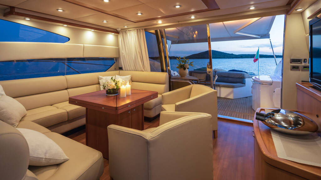 Motor yacht Sunseeker Predator 72 Boy Toy