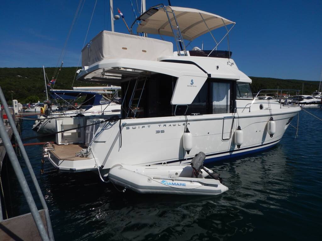 Motorboot Swift Trawler 35 Kayci